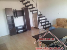 inchiriem-apartament-la-mansarda-cartier-valea-aurie-4