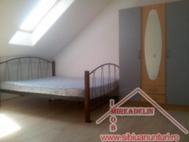 inchiriem-apartament-la-mansarda-cartier-valea-aurie-6