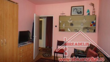 vand-apartament-2-camere-mihai-viteazu-5