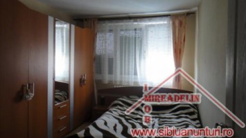 vand-apartament-2-camere-zona-rahova-4