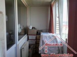 vand-apartament-2-camere-mihai-viteazu-1