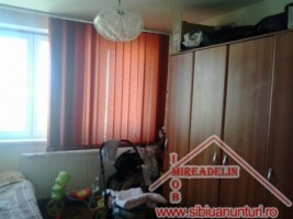 vand-apartament-2-camere-mihai-viteazu-2