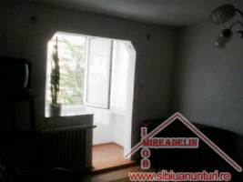 inchiriez-apartament-3-camere-mihai-viteazu-2