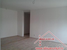 vand-apartament-3-camere-vasile-aaron-1