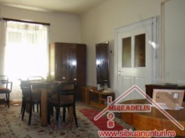 inchiriez-apartament-la-casa-2-camere-ultracentral