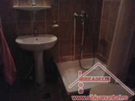 inchiriez-apartament-4-camere-maramuresului-9