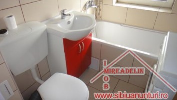 inchiriez-apartament-2-camere-zona-trei-stejari-2