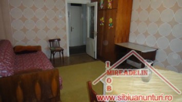 inchiriez-apartament-3-camere-zona-garii-1