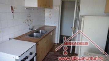 inchiriez-apartament-3-camere-zona-garii-6