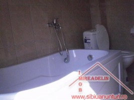 inchiriez-apartament-2-camere-la-mansarda-terezian-5