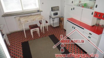 inchiriez-apartament-2-camere-strand-5