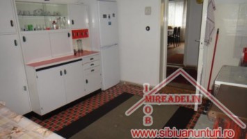 inchiriez-apartament-2-camere-strand-6