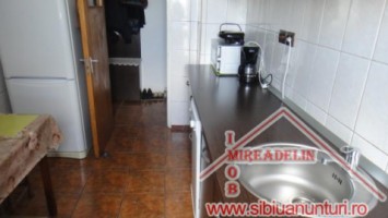 vand-apartament-2-camere-hipodrom-ii-5