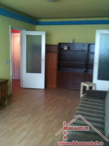 inchiriez-apartament-2-camere-zona-ciresica-2