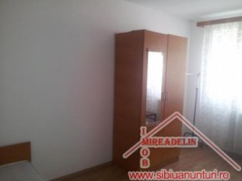 inchiriez-apartament-3-camere-ciresica-3