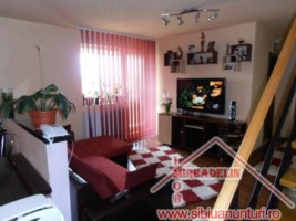 vand-apartament-4-camere-la-mansarda-pe-2-niveluri-zona-mall-2