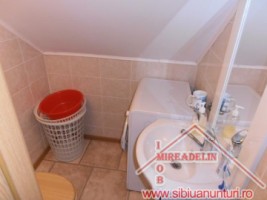 vand-apartament-4-camere-la-mansarda-pe-2-niveluri-zona-mall-11