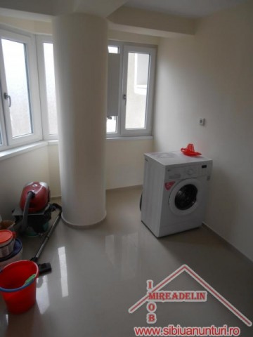 vand-apartament-4-camere-mihai-viteazu-10