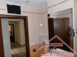 vand-apartament-4-camere-mihai-viteazu-7