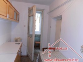 inchiriez-apartament-3-camere-strand-5