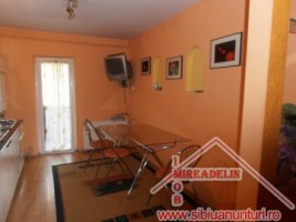 inchiriez-apartament-3-camere-cartier-strand-2