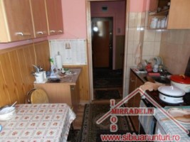 vand-apartament-2-camere-strada-ostirii-7