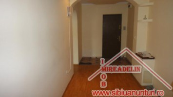 vand-apartament-2-camere-zona-ciresica-2