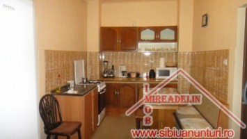 vand-apartament-2-camere-zona-lazaret-4