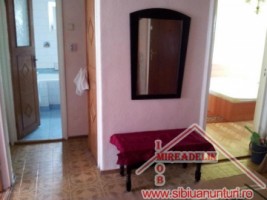 inchiriez-apartament-4-camere-calea-dumbravii-1