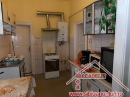 vand-apartament-2-camere-la-casa-orasul-de-jos-3