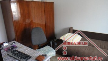 inchiriez-apartament-2-camere-la-casa-zona-strand-ii-5