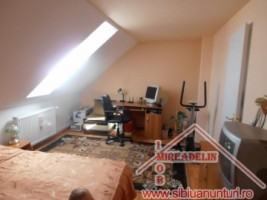 vand-apartament-3-camere-hipodrom-iii-7