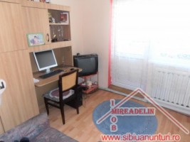 vand-apartament-5-camere-zona-turnisor-3