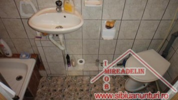 vand-apartament-2-camere-ultracentral-3