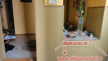 vand-apartament-2-camere-ultracentral-5