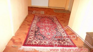 vand-apartament-2-camere-73-mp-central-2