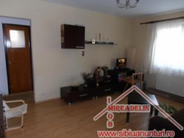 inchiriez-apartament-2-camere-hipodrom-ii-1