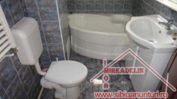 inchiriez-apartament-4-camere-110-mp-turnisor-5