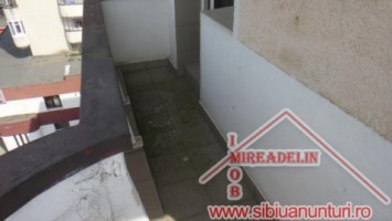 inchiriez-apartament-4-camere-110-mp-turnisor-10