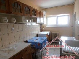 inchiriez-apartament-2-camere-zona-mihai-viteazu-5