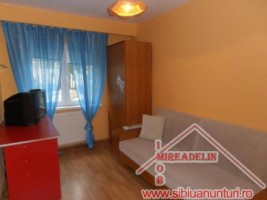 inchiriez-apartament-2-camere-zona-vasile-aaron-2