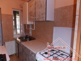 inchiriez-apartament-2-camere-zona-vasile-aaron-4