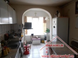 vand-apartament-2-camere-zona-terezian-2