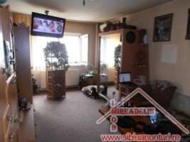 vand-apartament-2-camere-zona-terezian-3