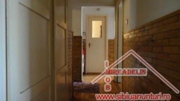 vand-apartament-4-camere-100-mp-terezian-8