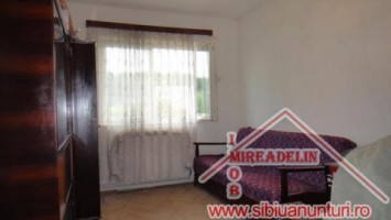 vand-apartament-3-camere-valea-aurie-6