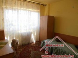 inchiriez-apartament-2-camere-zona-rahova-2