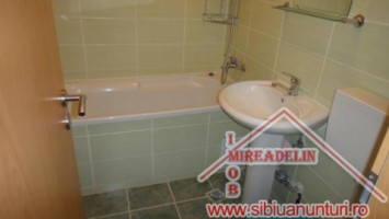 inchiriez-apartament-2-camere-strand-2