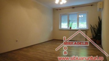 vand-apartament-3-camere-68-mp-valea-aurie-4