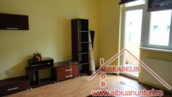 inchiriez-apartament-2-camere-zona-lupeni-2